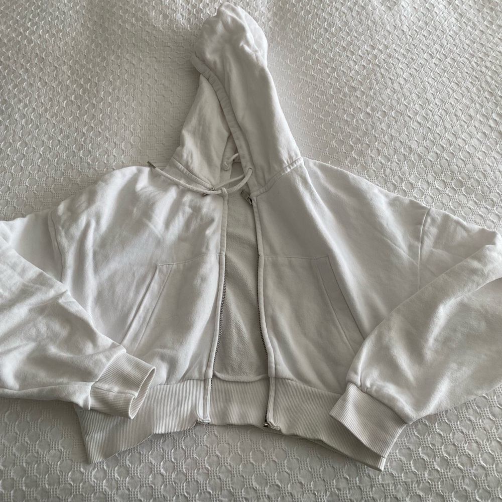 white cropped zip up